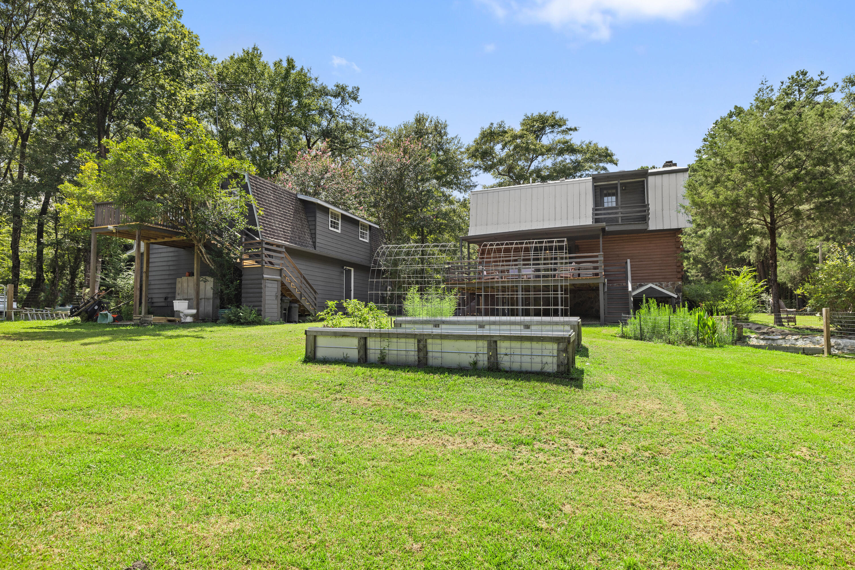 941 Walton Bridge Road Ponce de Leon, FL 32455 - Photo 16 of 119 16