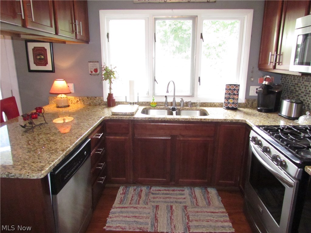 2129 Springfield Center Road Akron, OH 44312 - Photo 10 of 24 Gallery Image 10