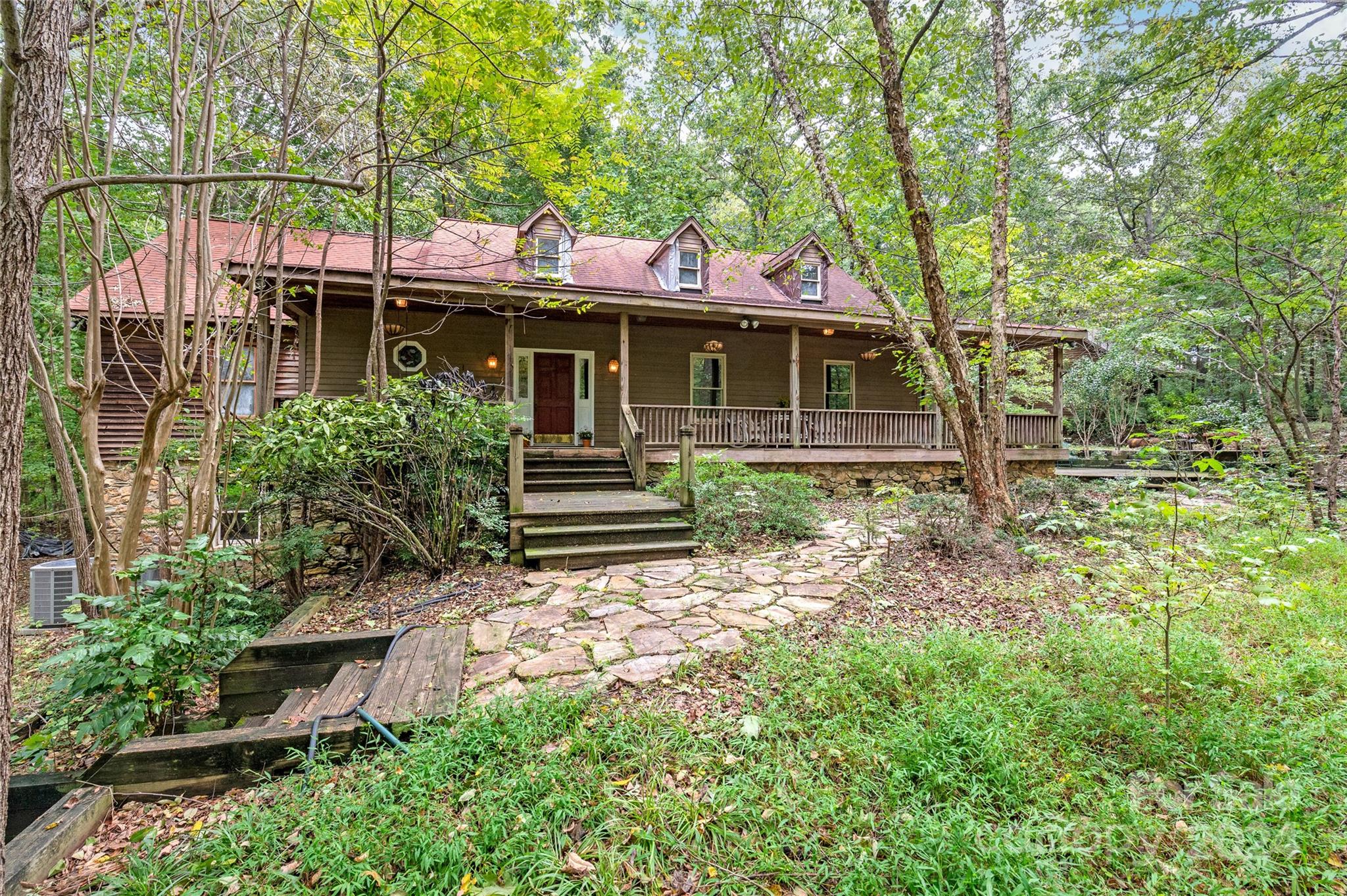 10607 Knox Farm Road Charlotte, NC 28278 - Photo 2 of 41 Gallery Image 2