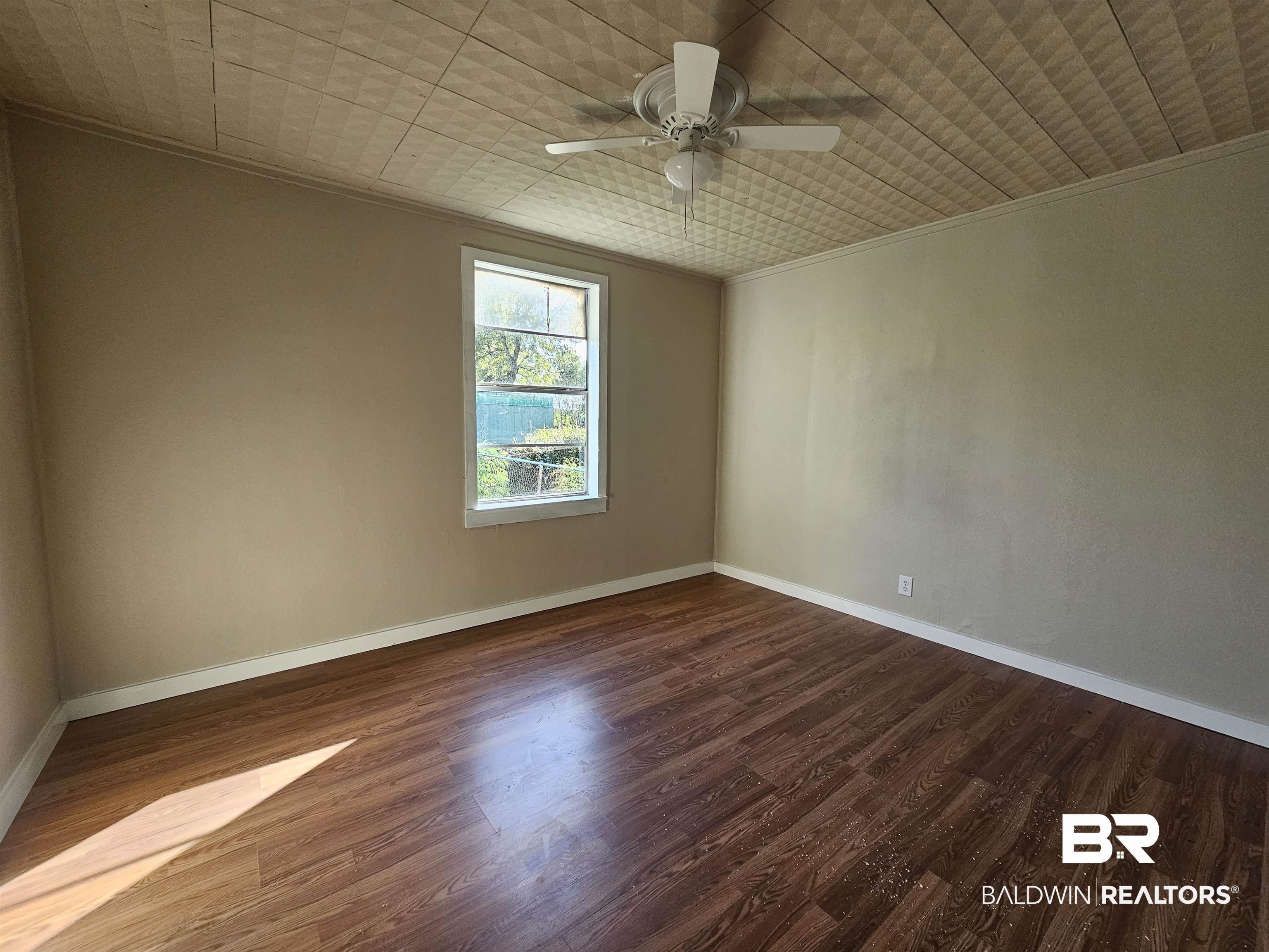 17 Ryan Street Mobile, AL 36611 - Photo 6 of 13