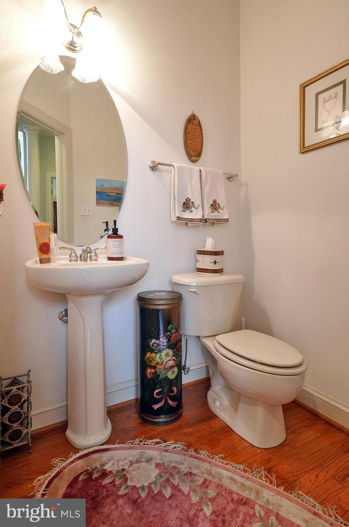 8304 Brink Road Laytonsville, MD 20882 - Photo 5 of 30 Powder Room