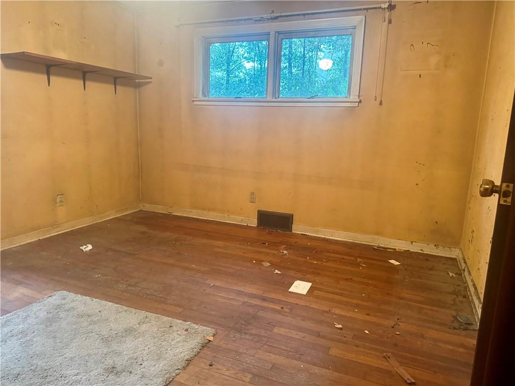263 Elicker Road New Kensington, PA 15068 - Photo 17 of 19 Gallery Image 17