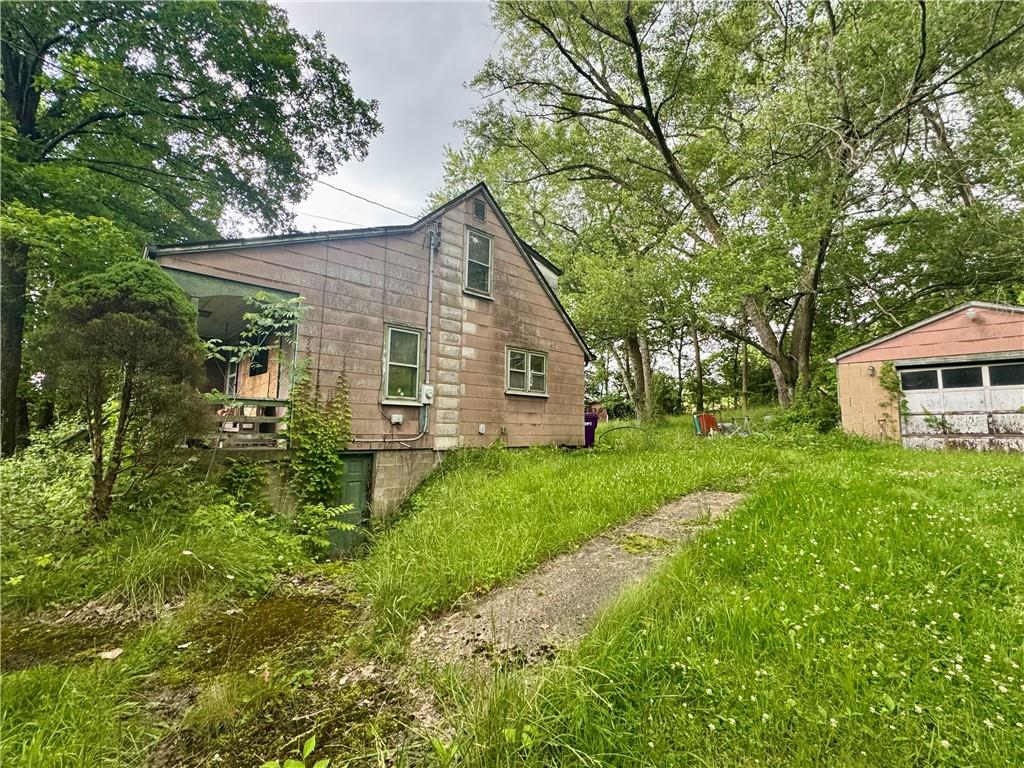 263 Elicker Road New Kensington, PA 15068 - Photo 6 of 19 Gallery Image 6