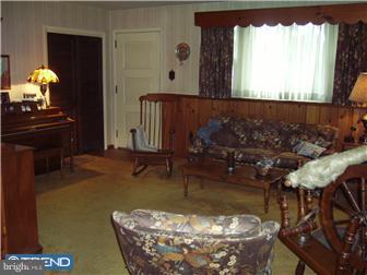 62 Schoolhouse Road Chalfont, PA 18914 - Photo 8 of 10 Gallery Image 8