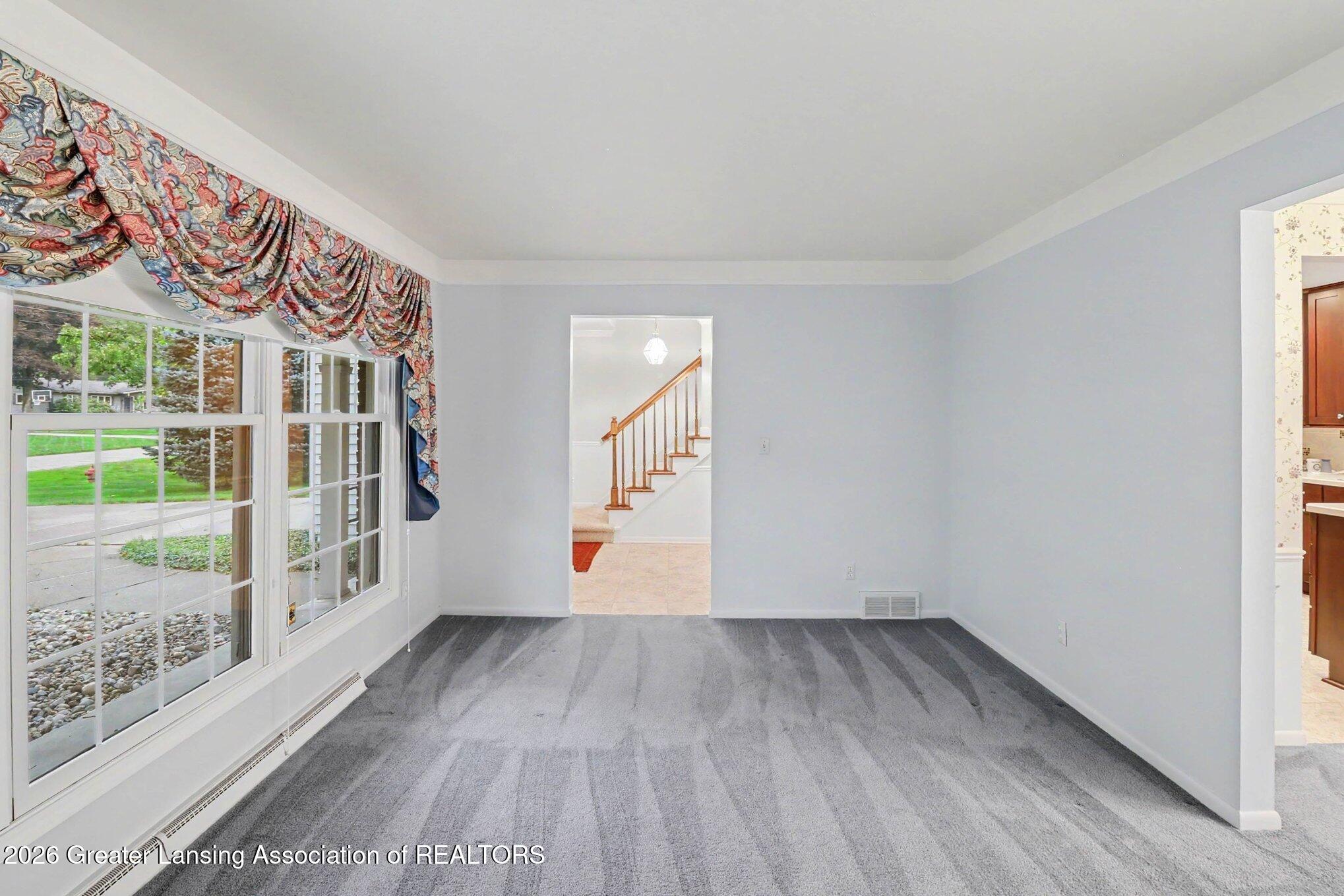 4142 Naubinway Road Okemos, MI 48864 - Photo 5 of 27 005_file_5862