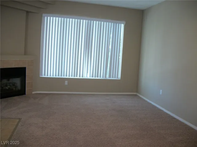 $1,475 | 7123 South Durango Drive, Unit 302, Las Vegas, NV 89113