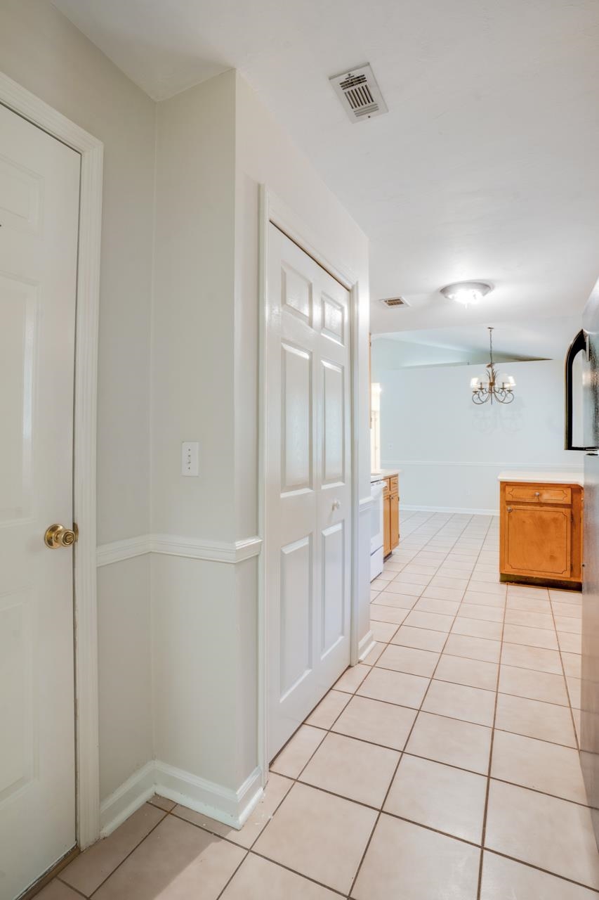 8327 Hunters Ridge Trail Tallahassee, FL 32312 - Photo 11 of 36 Gallery Image 11