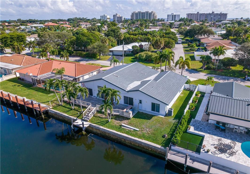 4031 Northeast 27th Terrace Lighthouse Point, FL 33064 - Photo 12 of 17 Photo 12
