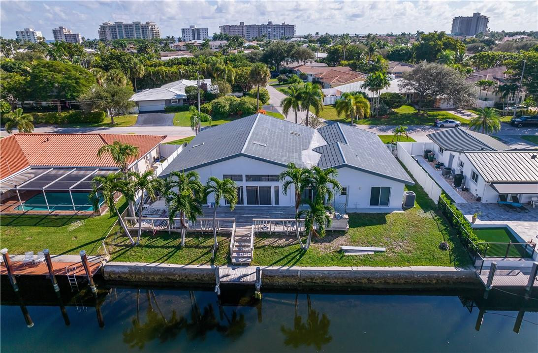 4031 Northeast 27th Terrace Lighthouse Point, FL 33064 - Photo 14 of 17 Photo 14