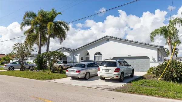 $1,699,995 | 4031 Northeast 27th Terrace, Lighthouse Point, FL 33064