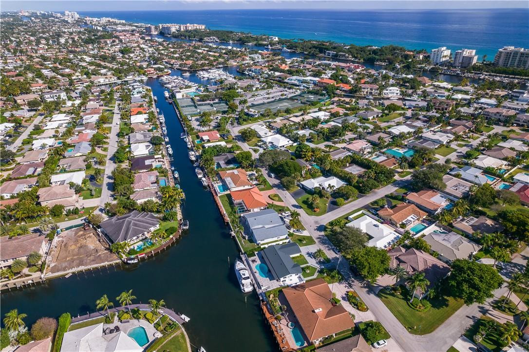 4031 Northeast 27th Terrace Lighthouse Point, FL 33064 - Photo 6 of 17 Photo 6