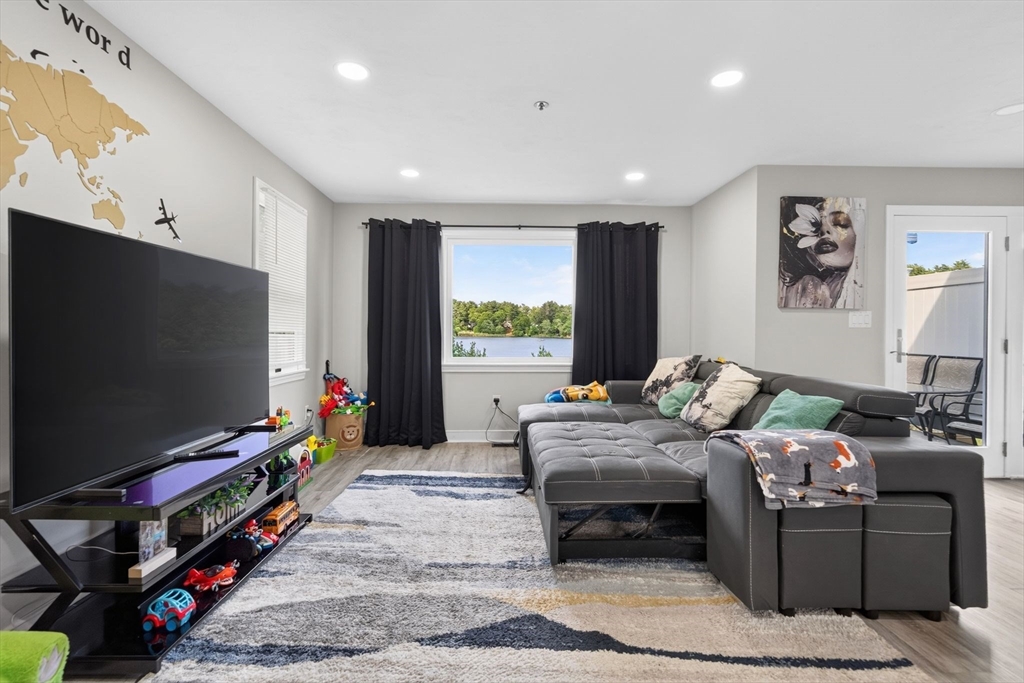 241 Carver Road, Unit 8 Plymouth, MA 02360 - Photo 9 of 24