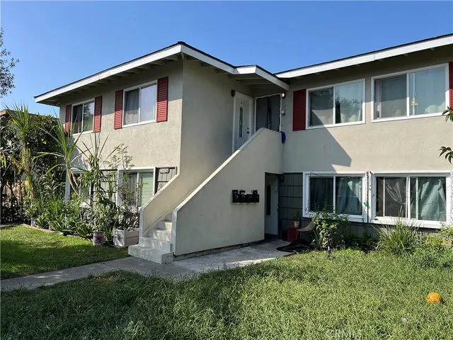 $1,375,000 | 2606 South Rosewood Avenue, Santa Ana, CA 92707