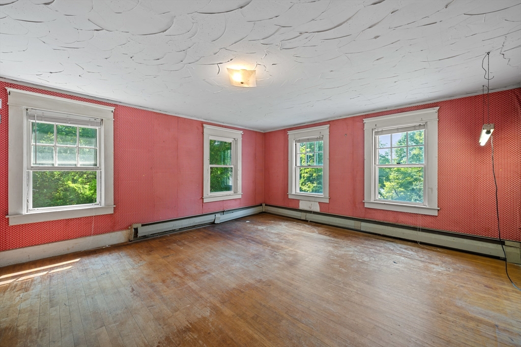 5 North Row Road Sterling, MA 01564 - Photo 20 of 41