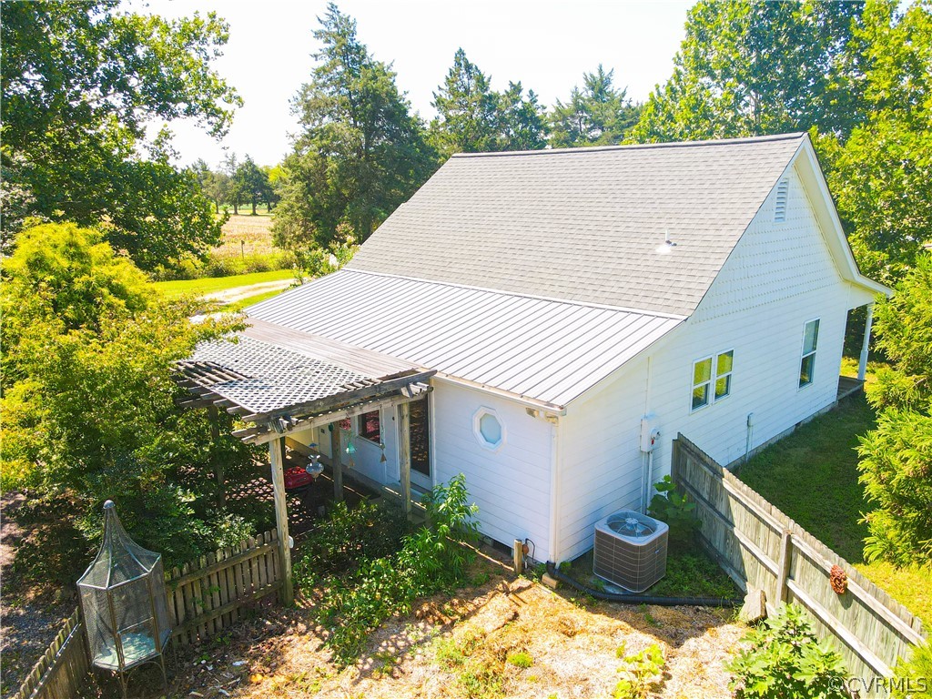 13671 Meadow Farm Road Doswell, VA 23047 - Photo 9 of 50 Gallery Image 9