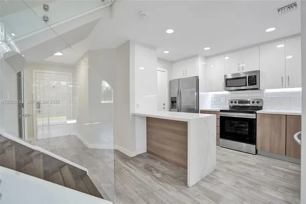 $450,000 | 2062 Discovery Circle East, Deerfield Beach, FL 33442