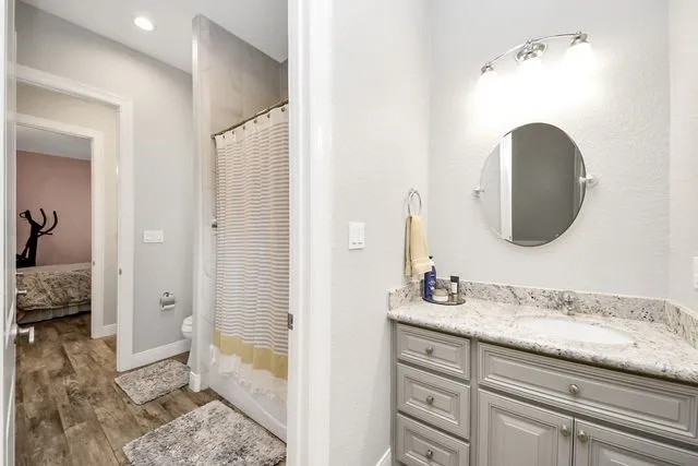 $1,049,000 | 29926 Farm To Market Road 1301, West Columbia, TX 77486