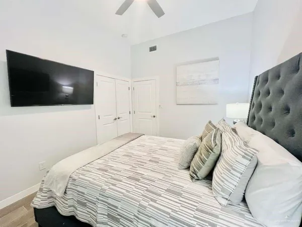 $2,700 | 3901 Fir Avenue, McAllen, TX 78501