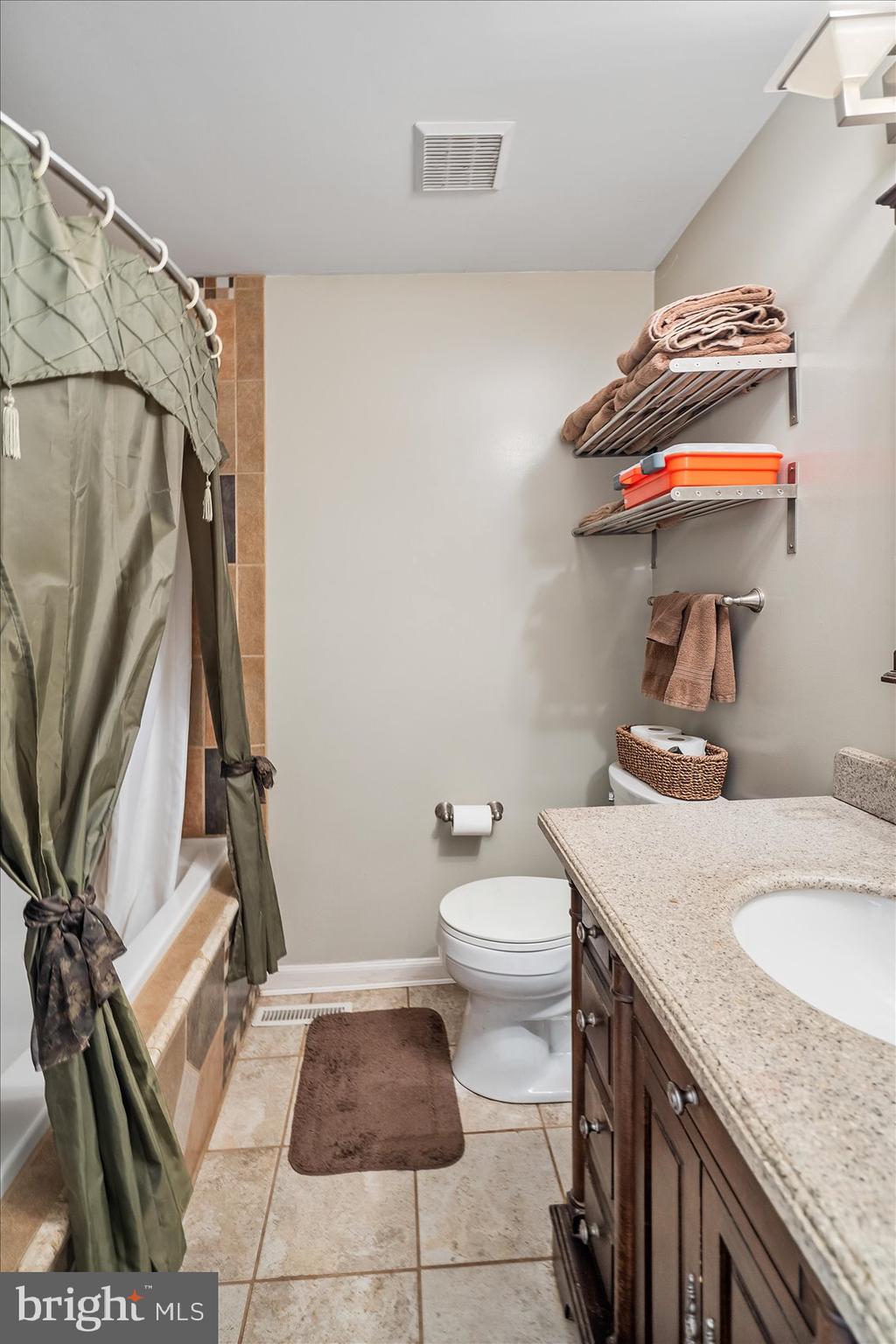 121 Doncaster Road Joppa, MD 21085 - Photo 26 of 50 2nd upstairs full bathroom