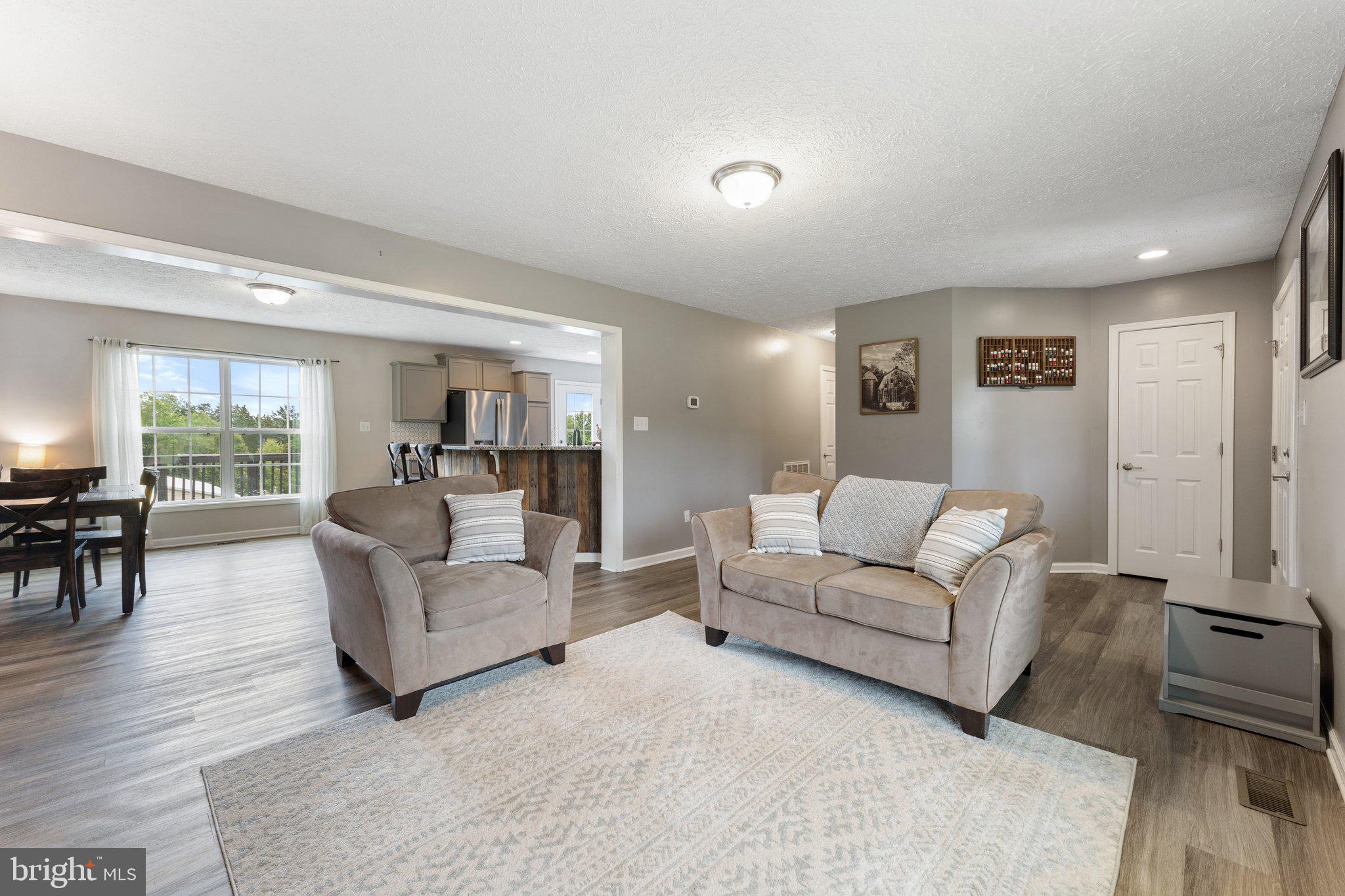 12881 Sillamon Road Goldvein, VA 22720 - Photo 4 of 92 Gallery Image 4