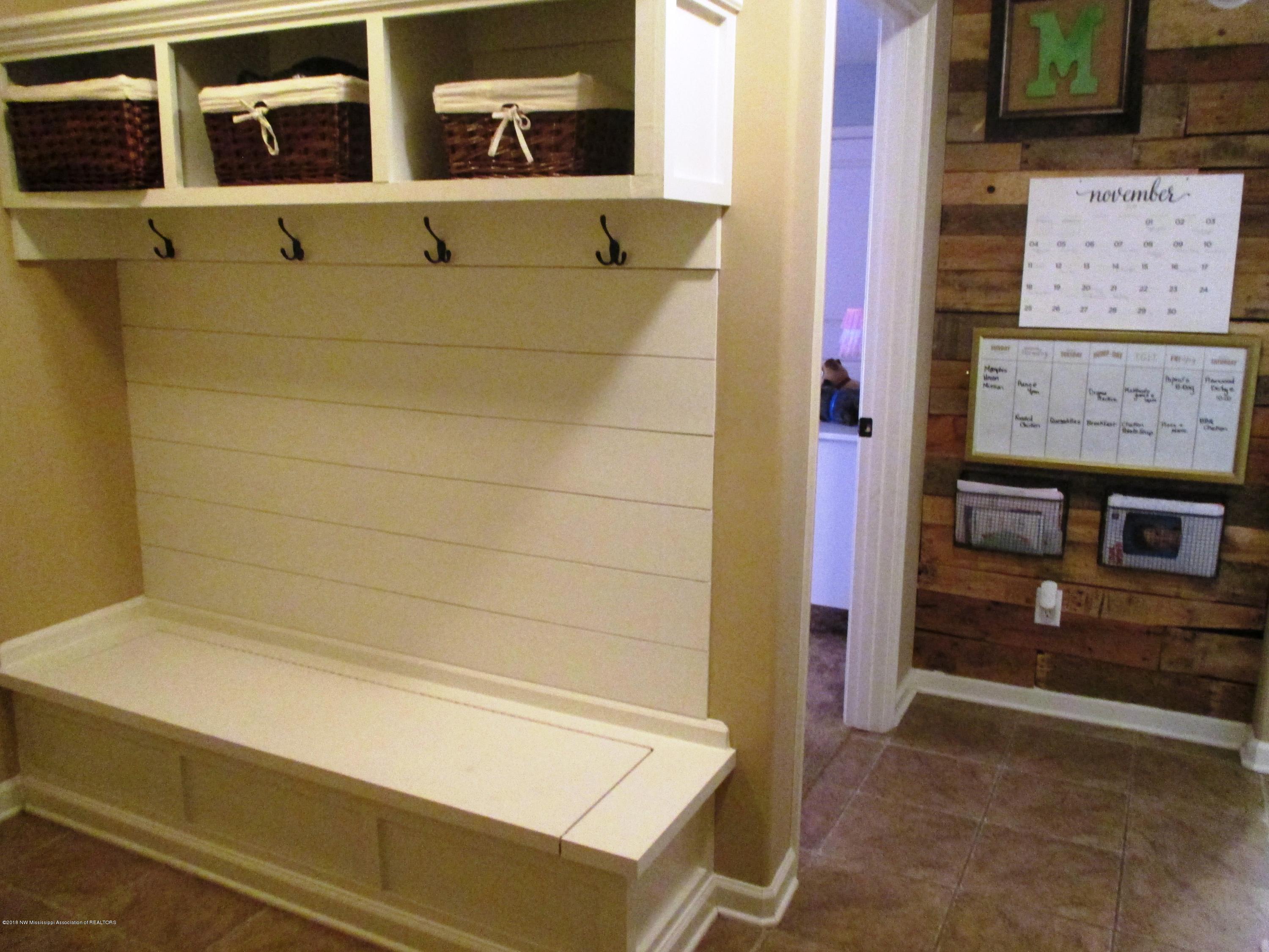 9239 Mitchell's Corner Road East Olive Branch, MS 38654 - Photo 15 of 31 Storage Lockers