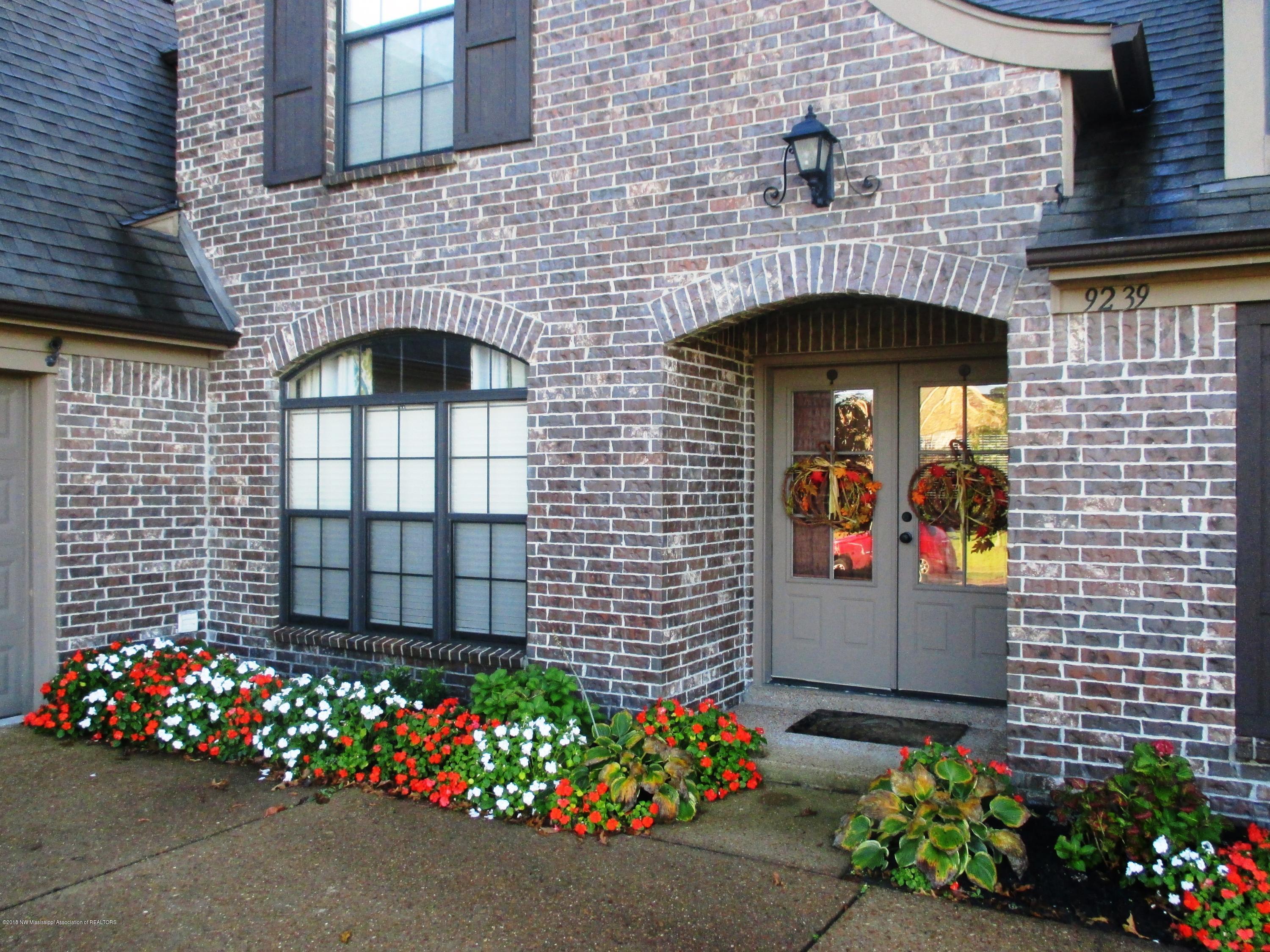 9239 Mitchell's Corner Road East Olive Branch, MS 38654 - Photo 3 of 31 Entry