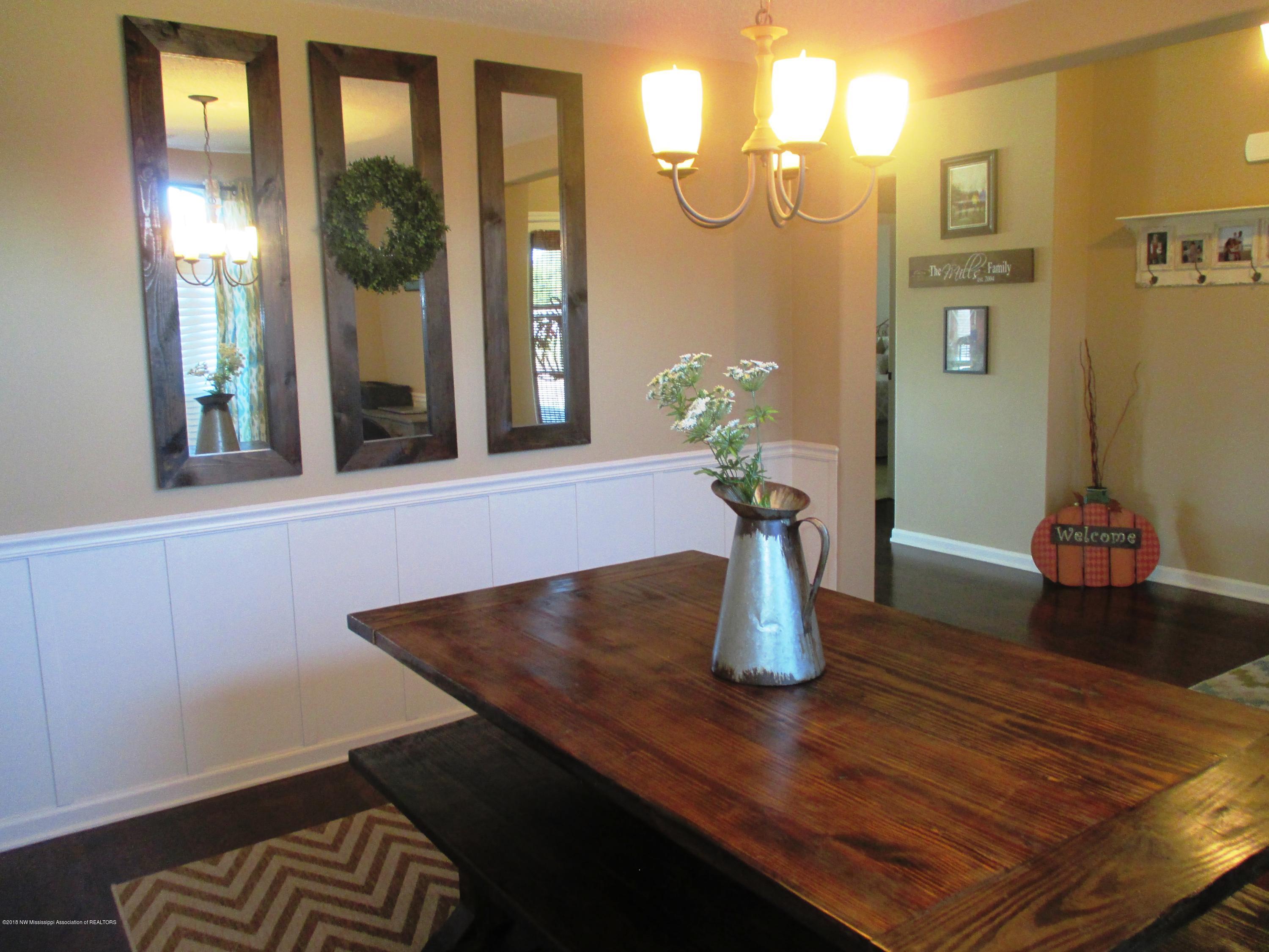 9239 Mitchell's Corner Road East Olive Branch, MS 38654 - Photo 5 of 31 Dining Room