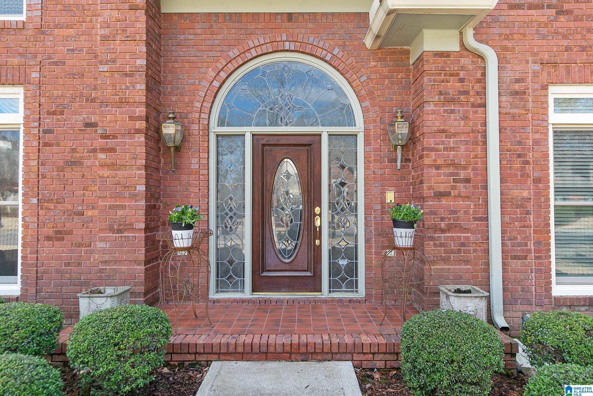 1237 Buckhead Circle Birmingham, AL 35216 - Photo 3 of 34