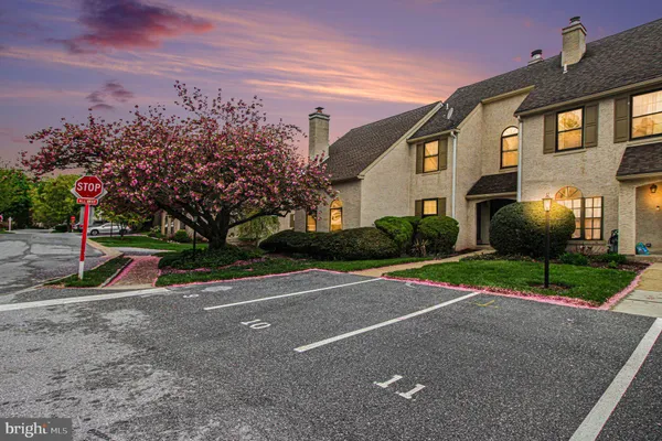 $2,900 | 3420 Keswick Way, Newtown Square, PA 19073