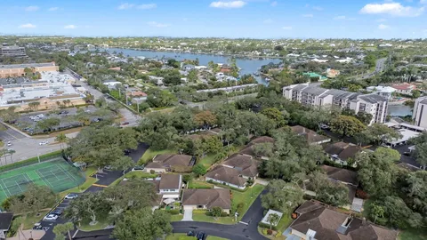 $700,000 | 11354 Briarwood Place, North Palm Beach, FL 33408