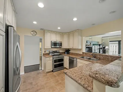 $700,000 | 11354 Briarwood Place, North Palm Beach, FL 33408