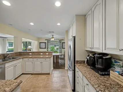 $700,000 | 11354 Briarwood Place, North Palm Beach, FL 33408