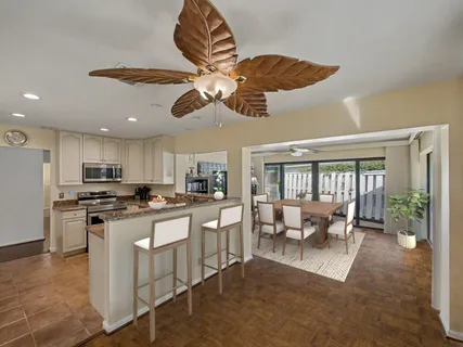 $700,000 | 11354 Briarwood Place, North Palm Beach, FL 33408