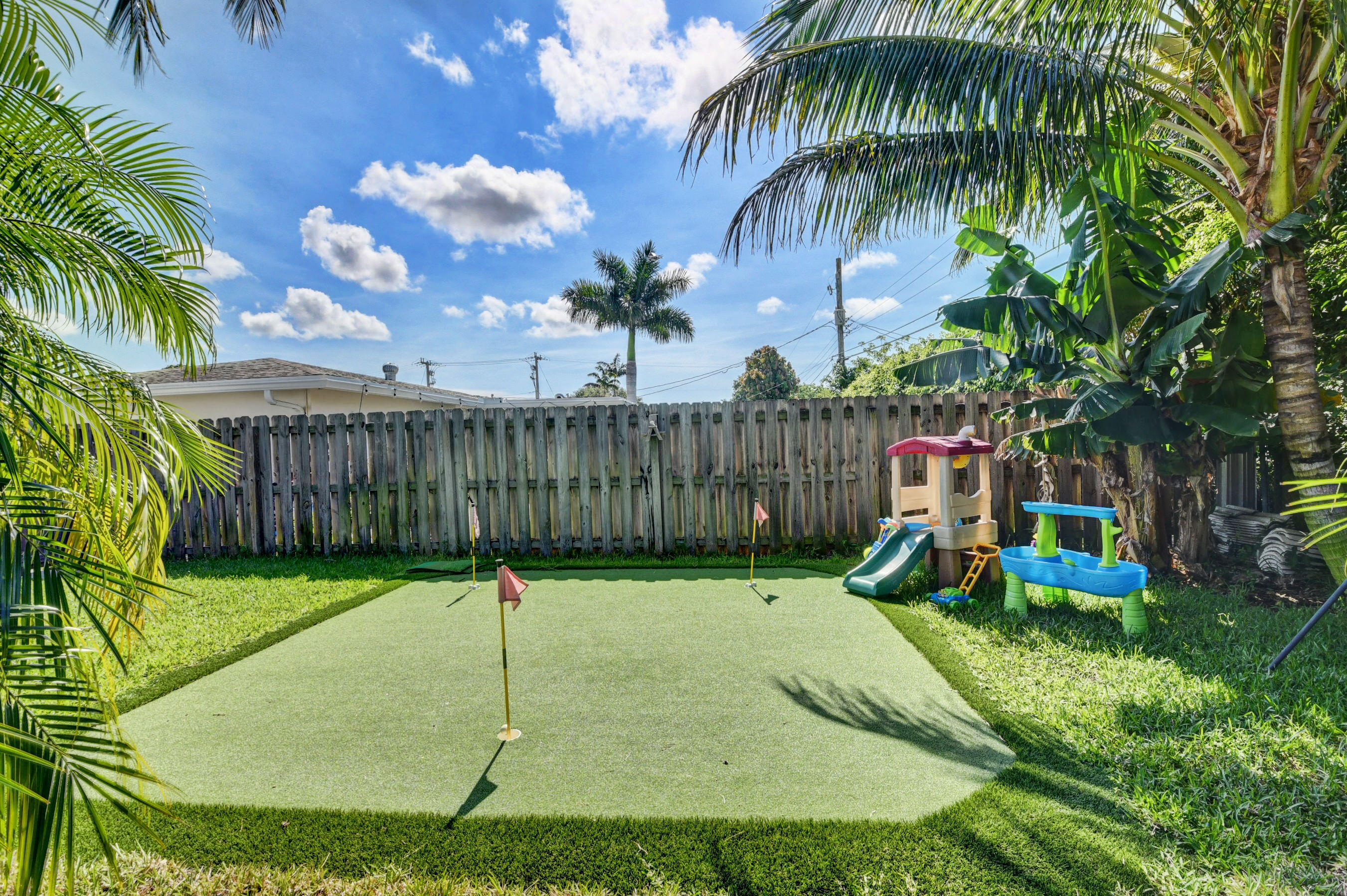956 Southwest 4th Street Boca Raton, FL 33486 - Photo 3 of 52 a garden view