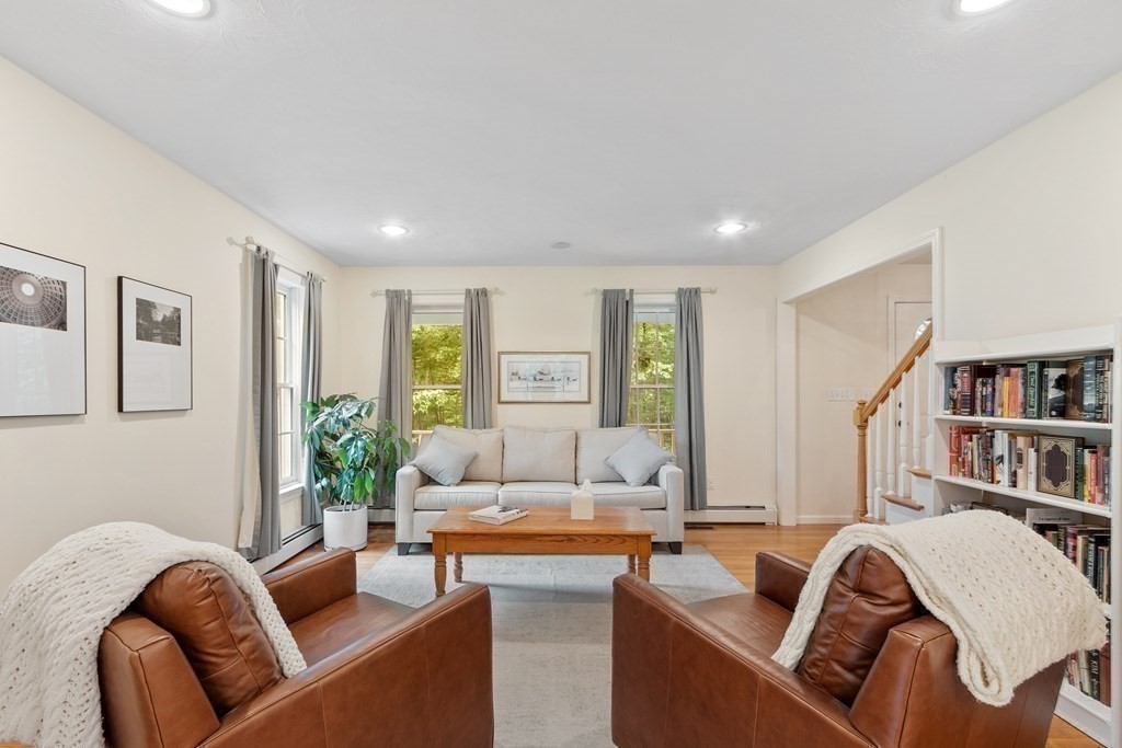 6 Farrar Road Upton, MA 01568 - Photo 5 of 42