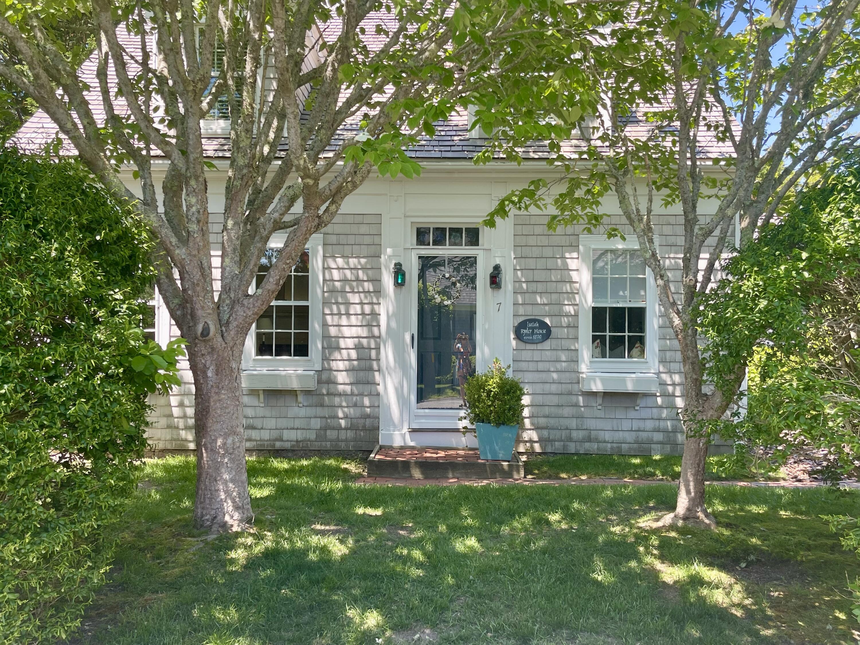 7 Fox Hill Road Chatham, MA 02633 - Photo 1 of 6 Front of Home