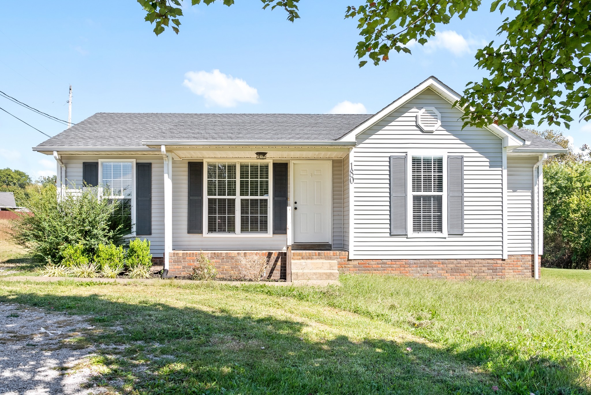 180 Hugh Hunter Road Oak Grove, KY 42262 - Photo 1 of 30 Gallery Image 1