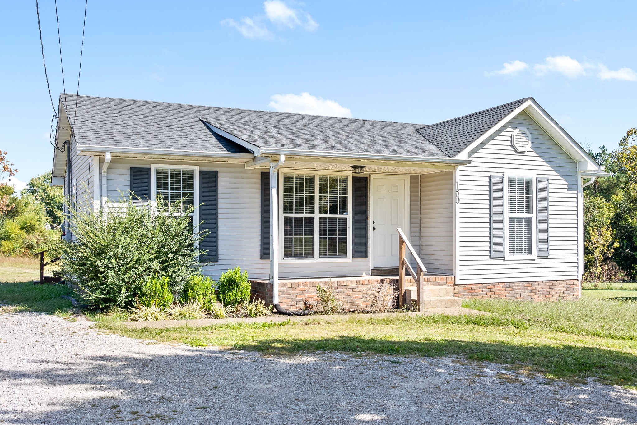 180 Hugh Hunter Road Oak Grove, KY 42262 - Photo 2 of 30 Gallery Image 2