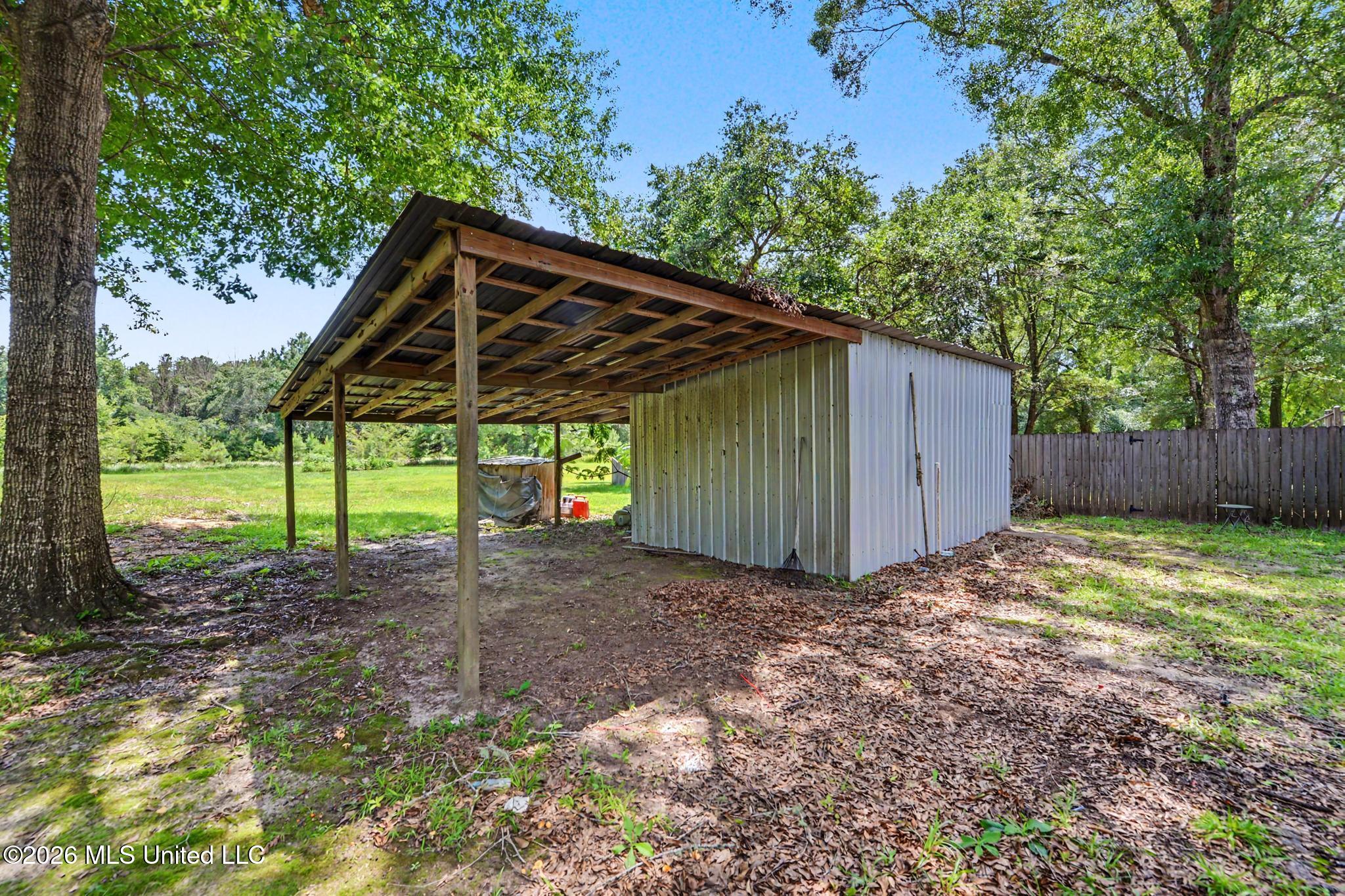 2916 Lee Pierce Road Moss Point, MS 39562 - Photo 24 of 29 024