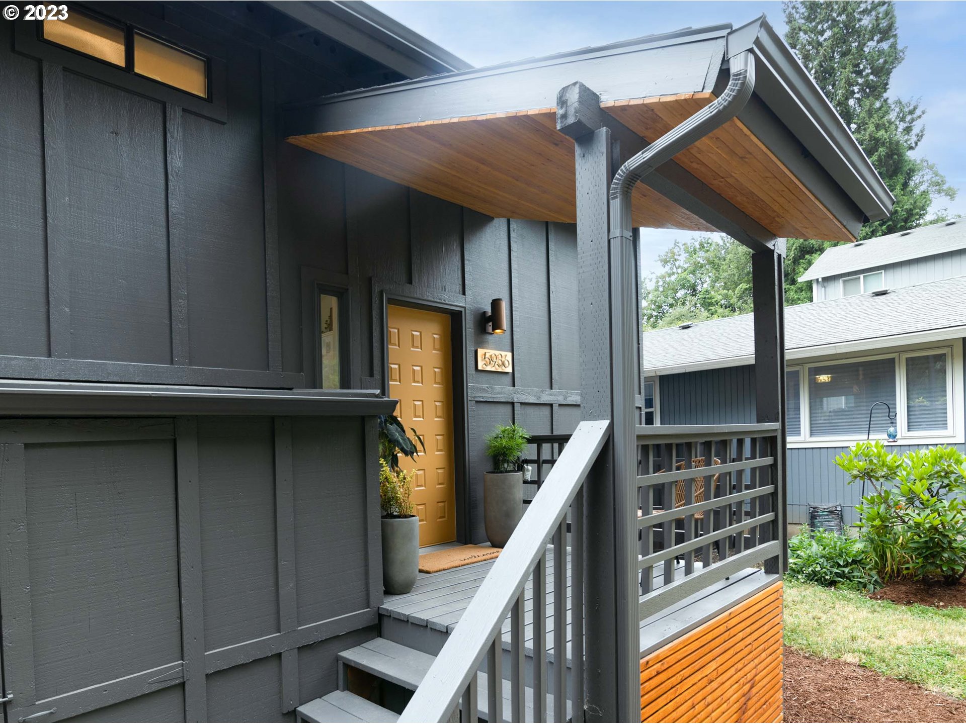 5936 South View Point Terrace Portland, OR 97239 - Photo 3 of 36 Gallery Image 3