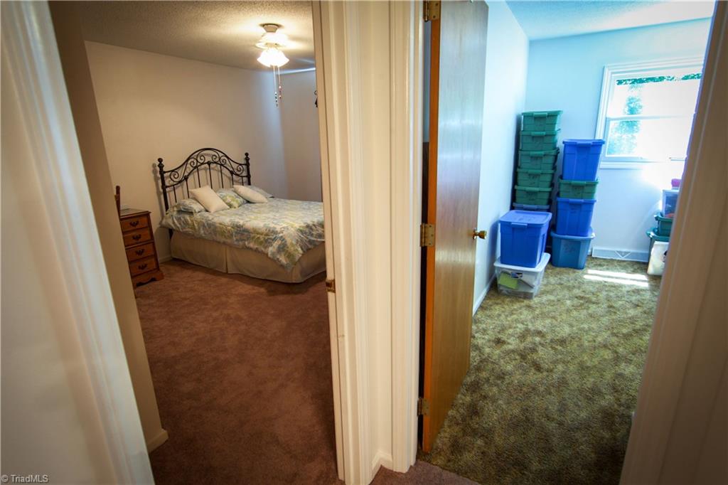 104 Hamilton Road Lexington, NC 27295 - Photo 13 of 29 Hallway