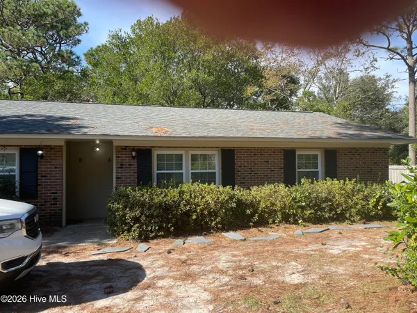 $1,570 | 407 Horn Road, Unit A, Wilmington, NC 28412