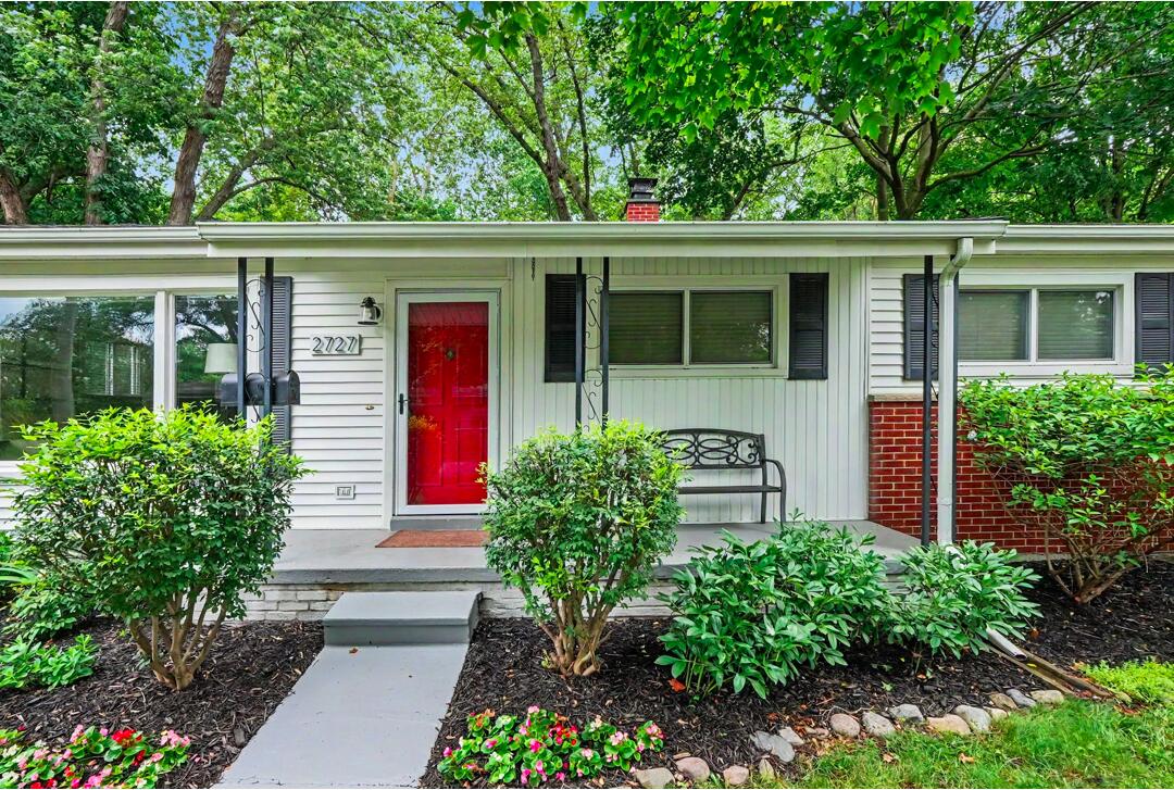 2727 Hampshire Road Ann Arbor, MI 48104 - Photo 3 of 46 3 - 2727 Hampshire Rd