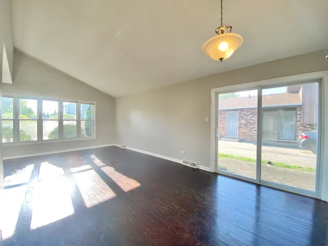 $228,000 | 20073 Park Avenue, Lynwood, IL 60411