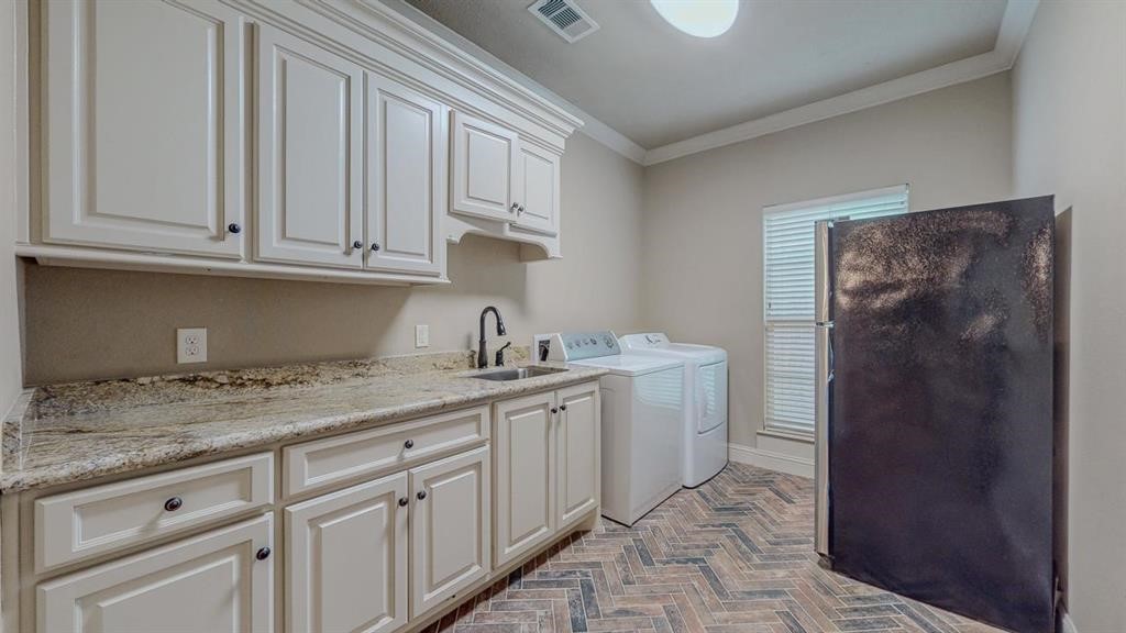 6570 Merrick Lane Beaumont, TX 77706 - Photo 15 of 36