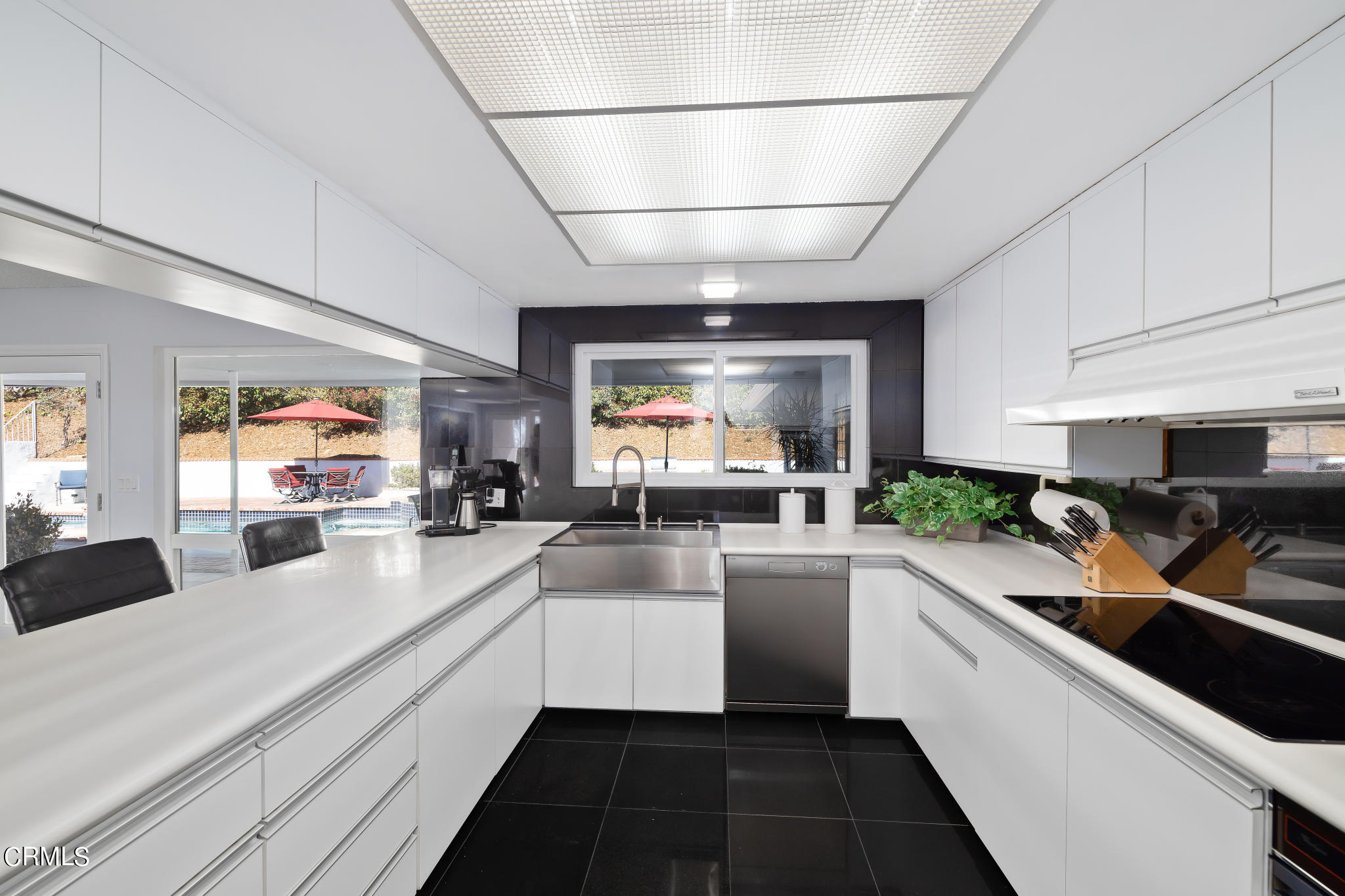 1101 Arno Drive Sierra Madre, CA 91024 - Photo 17 of 43 1101 Arno Dr-18