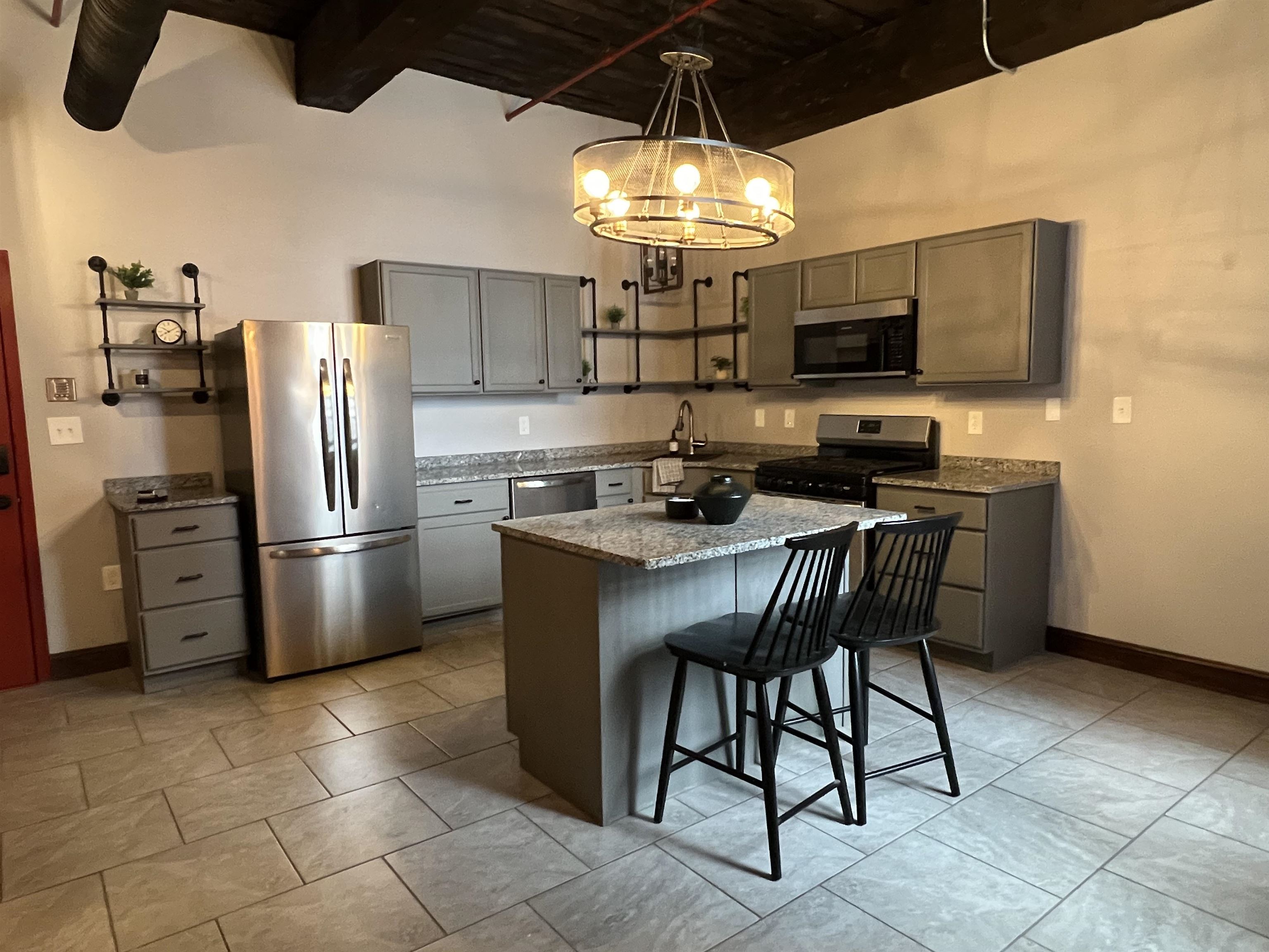 470 Silver Street, Unit 113 Manchester, NH 03103 - Photo 1 of 10