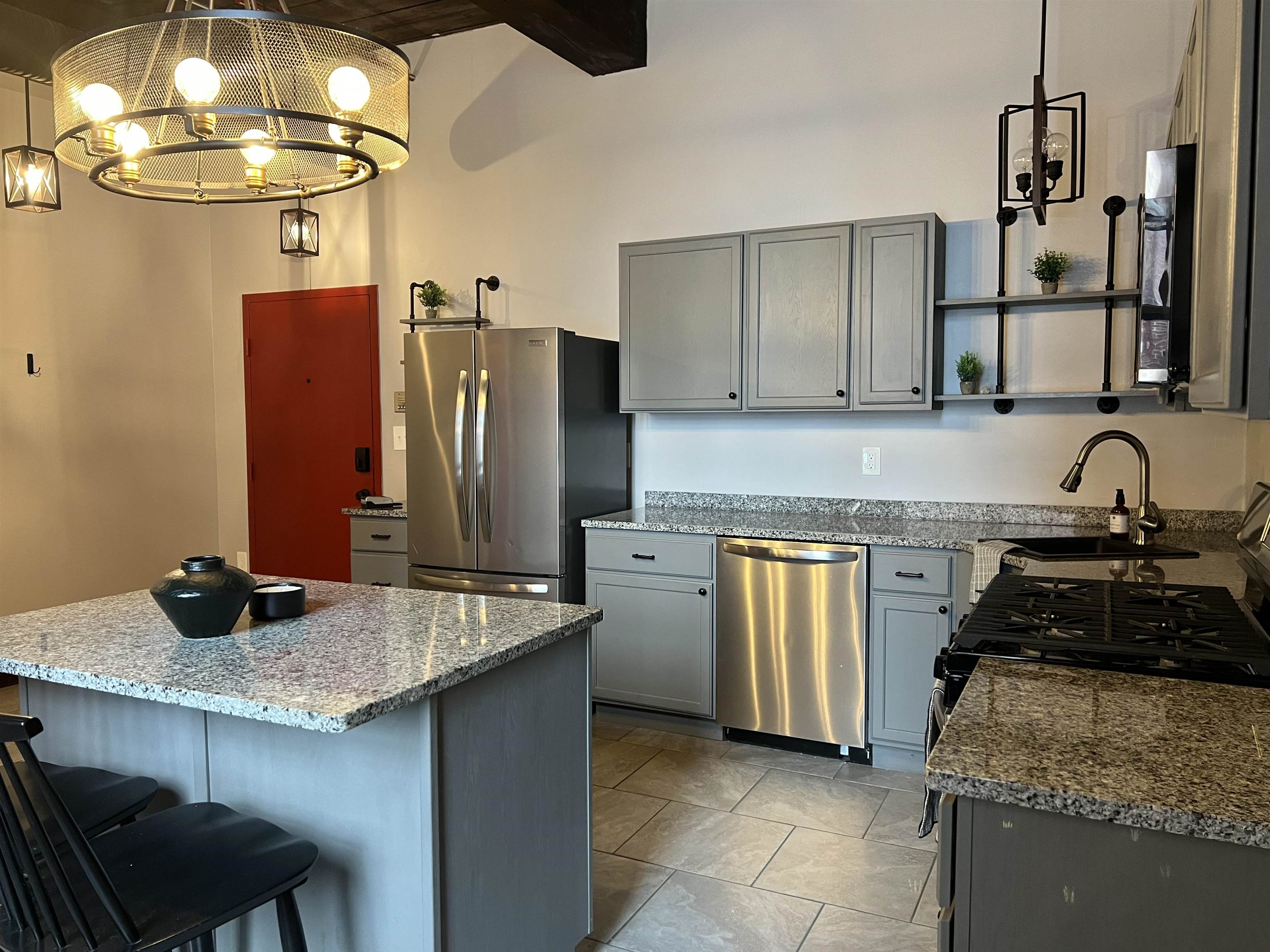 470 Silver Street, Unit 113 Manchester, NH 03103 - Photo 3 of 10