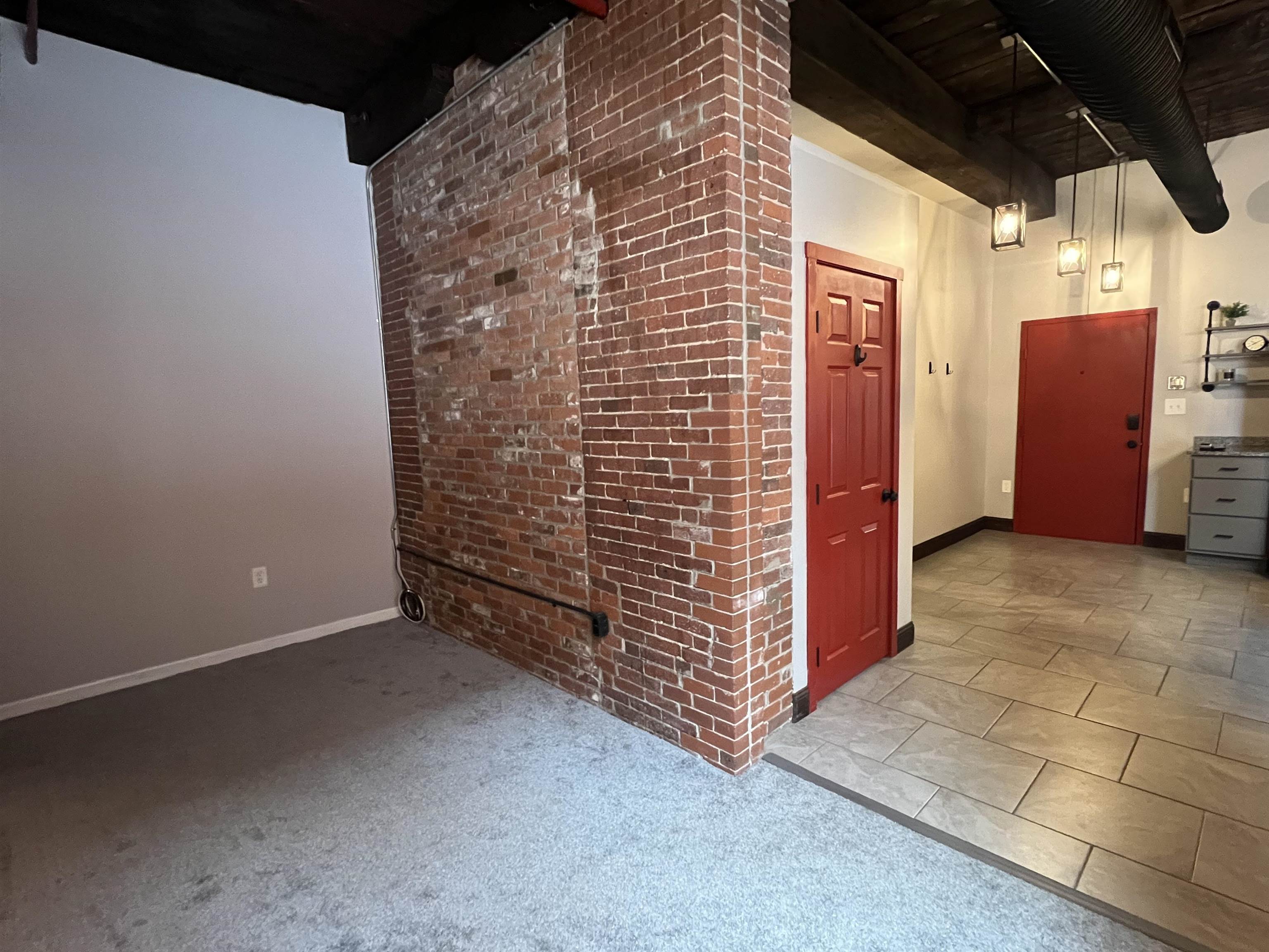 470 Silver Street, Unit 113 Manchester, NH 03103 - Photo 4 of 10