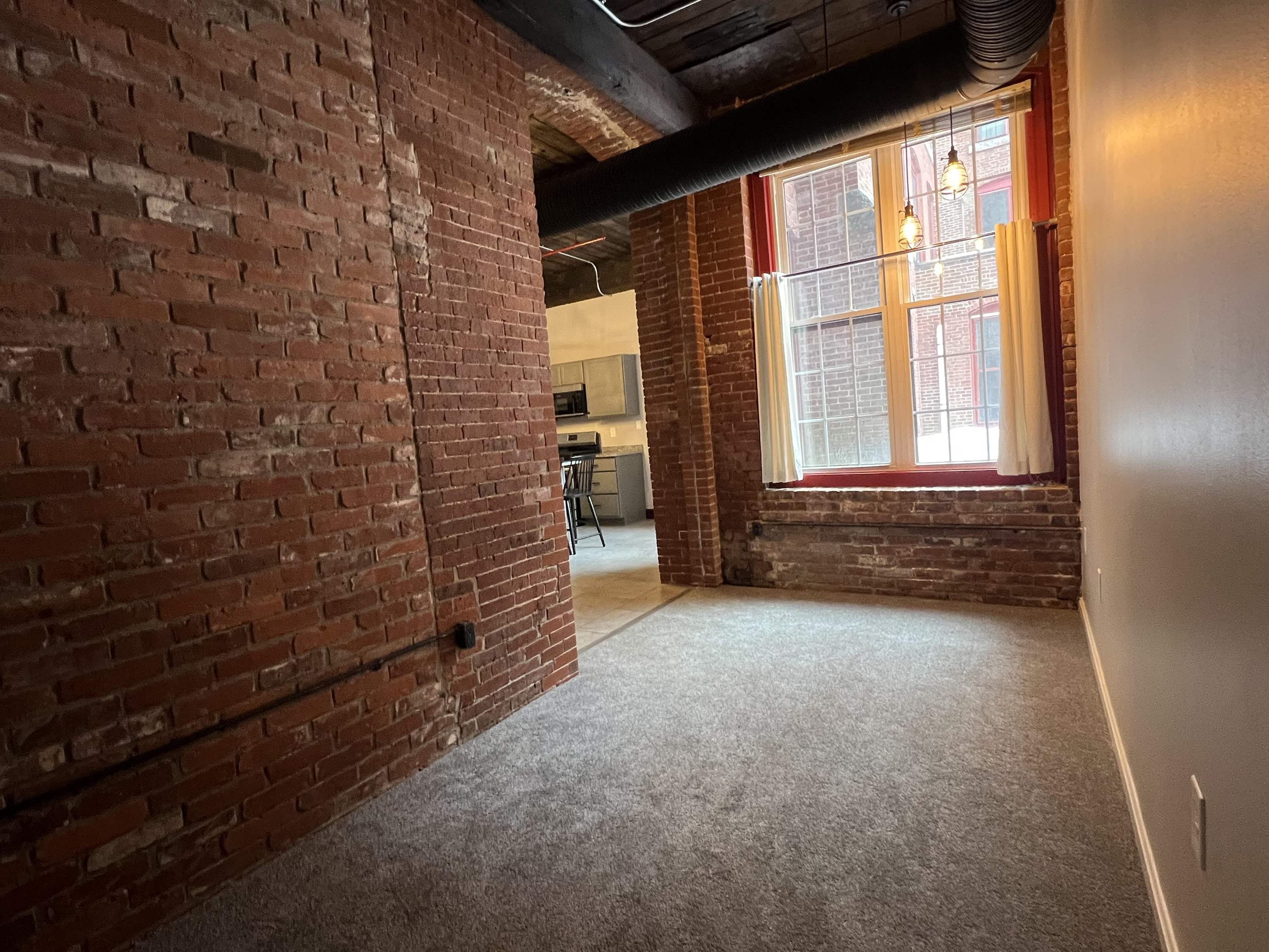 470 Silver Street, Unit 113 Manchester, NH 03103 - Photo 5 of 10